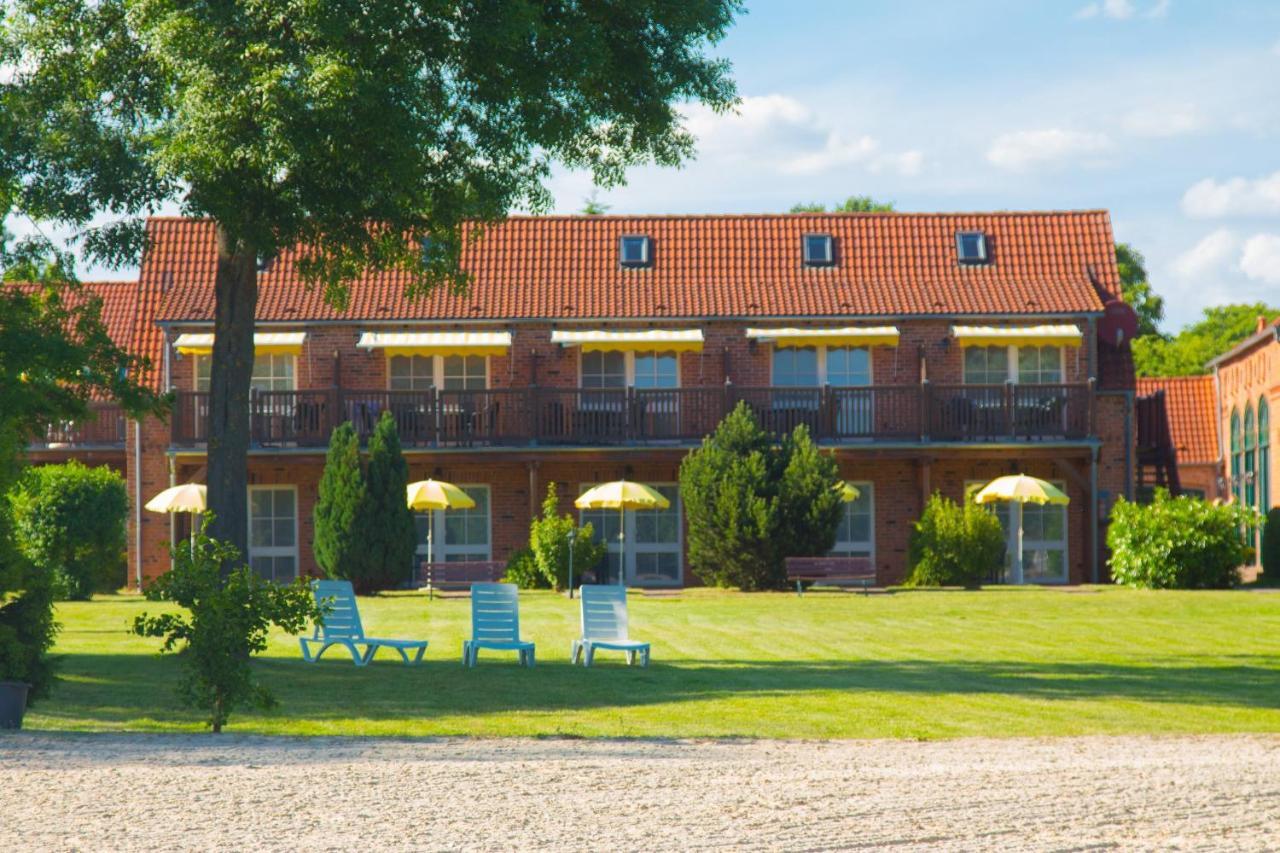 Ferienpark Mecklenburg Ziegendorf エクステリア 写真